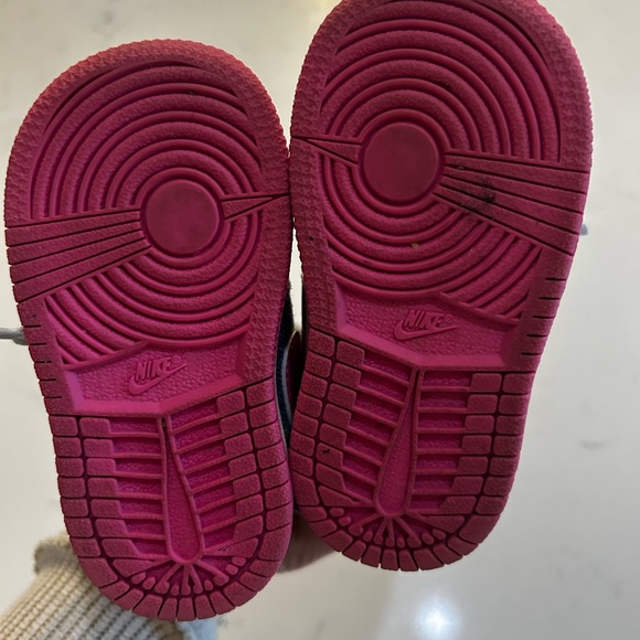 Jordan Kids' Sneakers - Blue and Pink - Picture 6 of 7